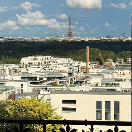 Mercy With Eiffel Tower View Apartament Suresnes